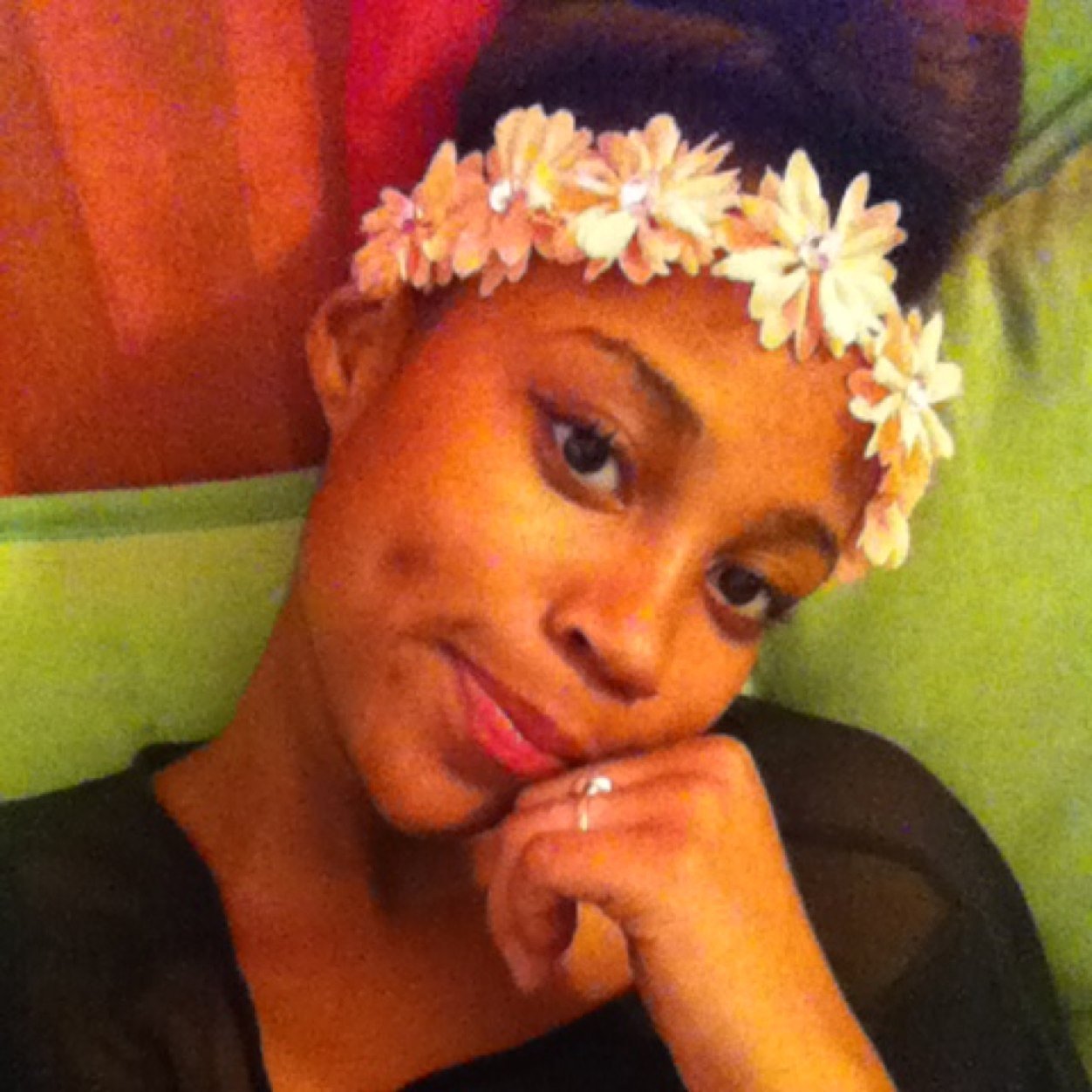 The diffrence bettween me and you,, Im THAT bitch your a  bitch ☺ u love me i love me too (R.B.A)