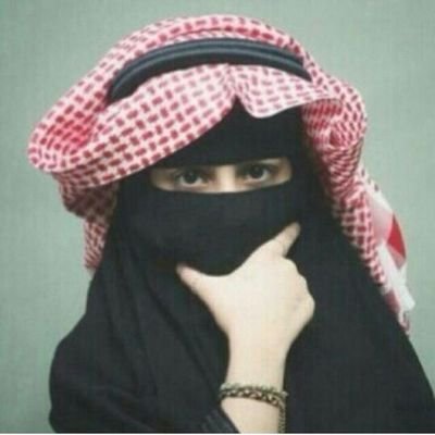 ‏احترامي لك ليس ضعفا مني لكن هناك من تعب في تربيتي