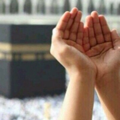 **ملكة الإحساس ** كاتبة ومصممة @كل ما أغرد به بقلمي@ ( من كوكب آخر - باختصار مذهلة )