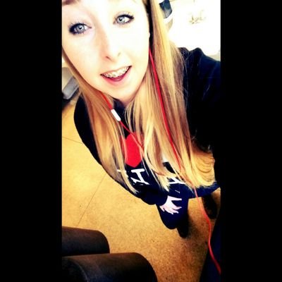 sadyhornsbyl's profile picture. I just want to make you smile:D