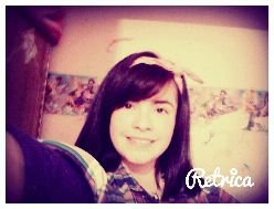 soy la belen me dicen panda me gusta el skrillex *0* y me encanta dibujar  sigeme y te sigo :3