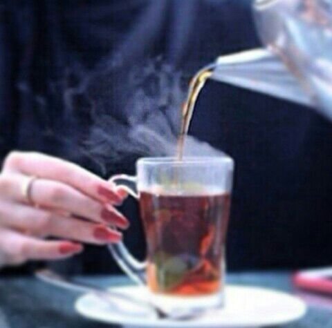 زهَــرة من زهٌـور الصبايا المدلٌلات، عٌبث خلخٌال، و غنٌج معتٌق بخمـٌر العنـاب.«.                                                     ★أستغفر الله.i