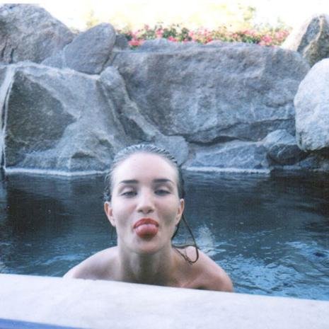 (( not affiliated with da real rosie huntington ))