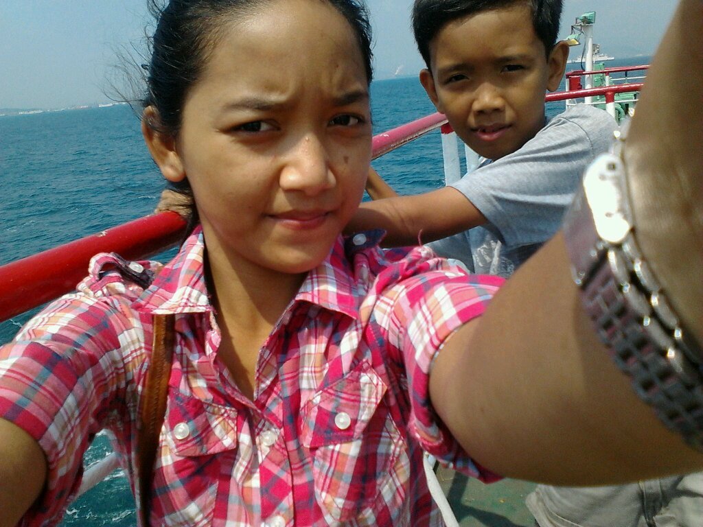 04{}