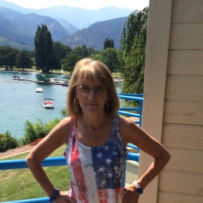 MarinerMom51's profile picture. 