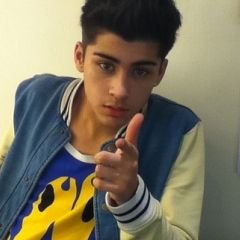 siga @drewproblema, @tattooedmars, @louisplanta e @ziamabout, seguimos de volta!