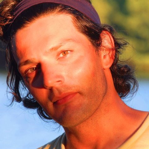 IbanezMarcello's profile picture. Artist based in Miami.I like to take pictures of reto mini dolls and bring them to life, I also do chalk Art I draw with chalks