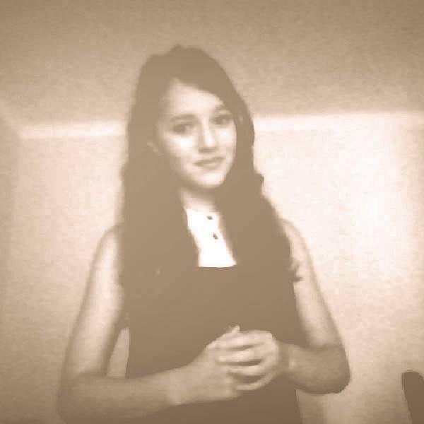 I love to do hairstyles, I live in Lithuania and I'm a big fan of Taylor Swift and Ariana Grande!!:)