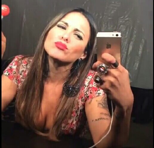 Grata a vida por me PresenteAR  com Alinne :D