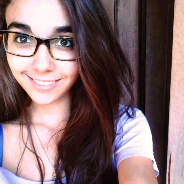 Hoje , só tua presença vai me deixar feliz , só hoje ♪