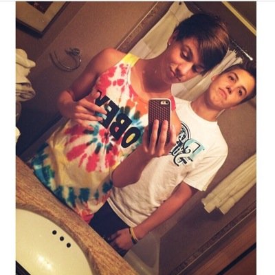TAYLOR CANIFF. AUSTIN MAHONE, O2L, MATTHEW ESPINOSA. MR_CARTER..2/4 F4, CAMERON DALLAS