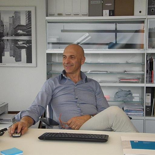 Giovanni Bensa- legale rappresentante della Bensa Arredamenti snc con sede a Vignolo CN