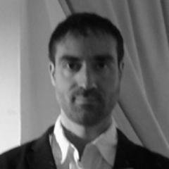 50% designer and 50% in academia, I use Twitter mostly to interact with colleagues and share updates about my writing.