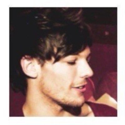 oii you. me and louis think you are cute. follow my main acc @bulginglouis