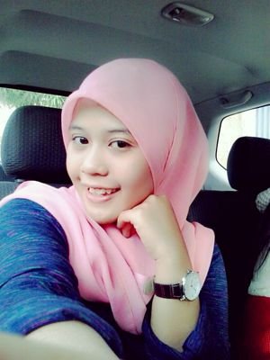anindyaninin's profile picture. helloo I'am anindya putri, just call me putri :D 
keep follow me ;)
follback ? just mention :) thanks