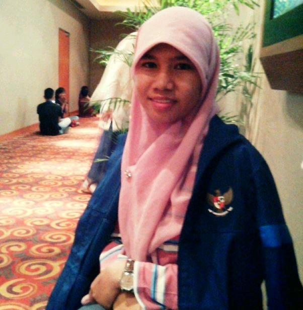 Design | photograph | editor | single | muslim | alumni IPB