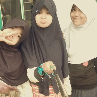 Selalu sayang sama mereka {@meisyabachtiar1 @syifanuril1 @riantymaudlid1} // Anniv MeiSyifRiant tgl 19♥
