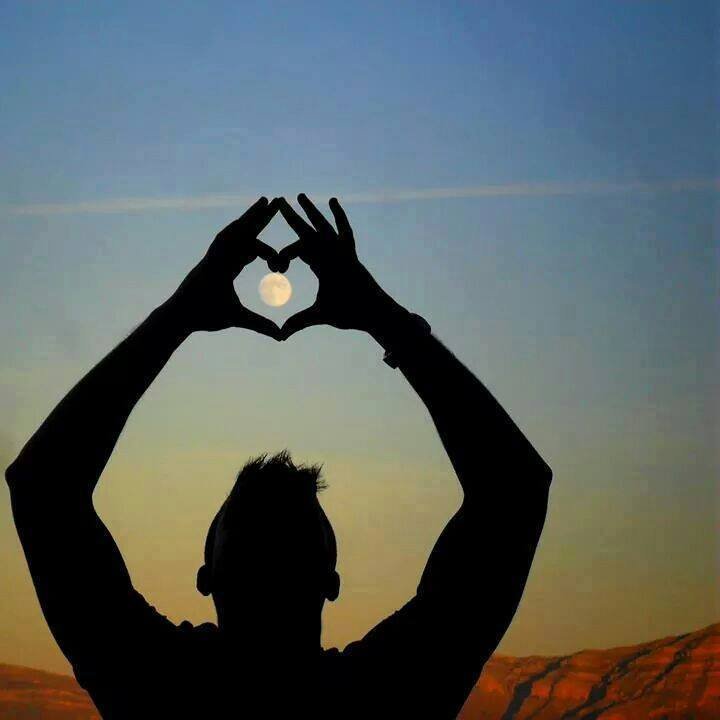 hsinou111's profile picture. 