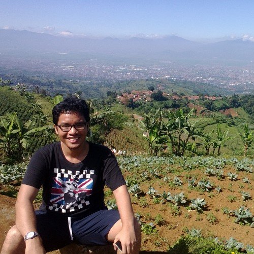 rolanddavid's profile picture. SMA Kolese Kanisius '09 | Teknik Mesin Universitas Indonesia '09 | A loyal and fanatic Kopite #YNWA