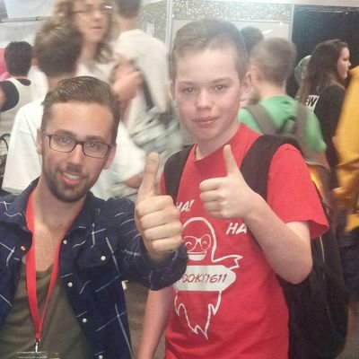Stephan is  awesome - Follow van Stephan op 010514  - Het Officiele Stephan Fan Account!