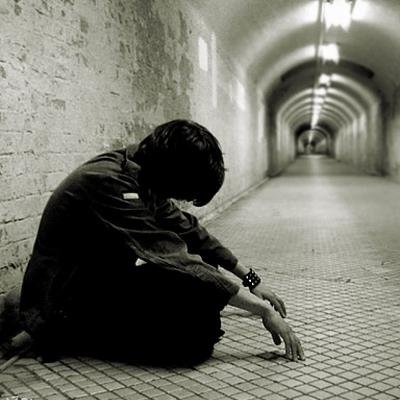قالت لي:  لك من اسمك نصيب فانت احساس يزيد كل لحظه ربما اكون غير ذلك ولكن مشاعرها اسعدتني