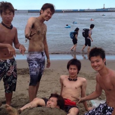 busubusubu's profile picture. 日大国際2回生です。よろしく