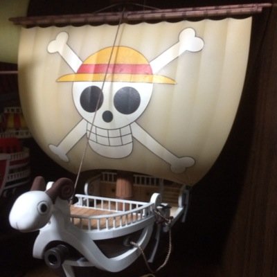 TOMTOM_0915's profile picture. 