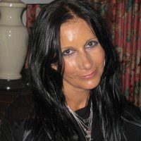 Renita Evanson (@ukegunuwa) Twitter profile photo