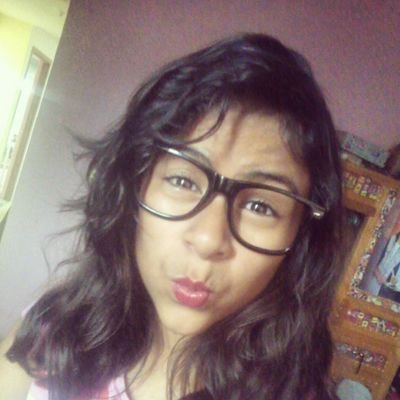 vanessacemey's profile picture. 