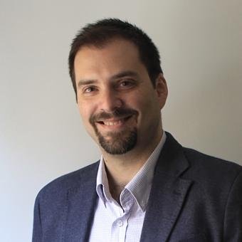 CEO de ExpacioWeb Digital Marketing. Dirección de proyectos en Marketing Surfers. Emprendedor y empresario. Debilidad por el marketing online y el social media.