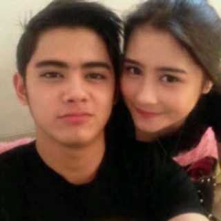Nama : friska dwi s.                                               GGS WE ♥ YOU    ALICIOUS♥ fans berat GGSlovers pin nayla:( 73CCA845