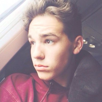 loliluvjacob's profile picture. 