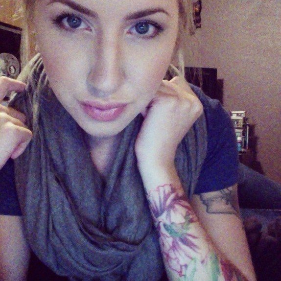 ranir2511's profile picture. proud parent of 2, wine mad, social examiner