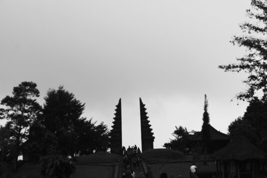 transenden itu baik
