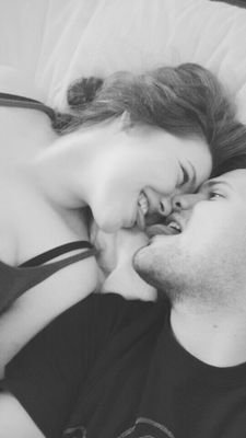 hopefulr0mantic's profile picture. bands and tv shows are kinda my thang