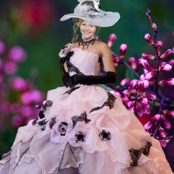 ylexnecz's profile picture. mother, wine freak, social freak