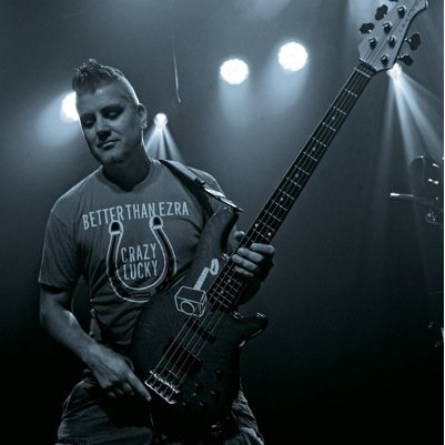 Bass player, love Thor, music, and TV. DIE DIVA DIE, @stmonday Doctor X http://t.co/FEyfVOBvo1