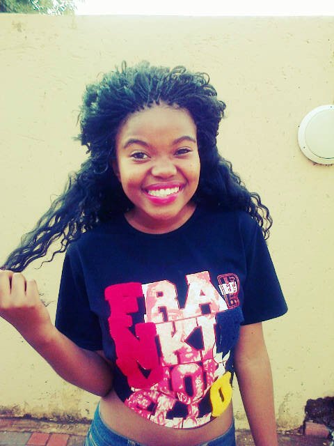 Naledi_xx's profile picture. A kiss from @samsmithworld 3 3 3