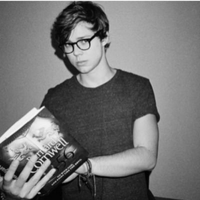 Irwin_bbandana's profile picture. ♡ 5sos Enthusiast; Derping since 2011 ♡