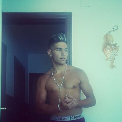 xulongo's profile picture. 