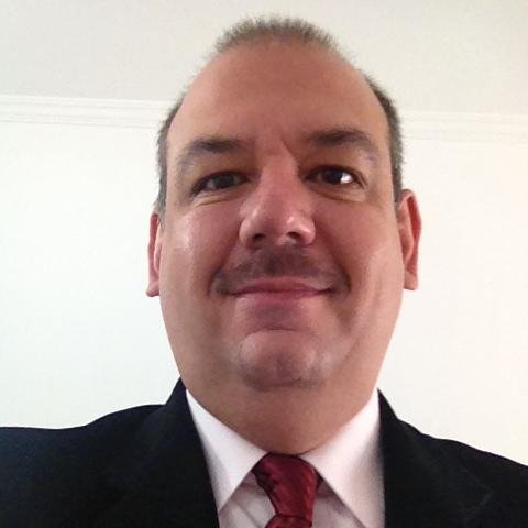 35 years IT market experience. Digital Marketing Professor, Success management, and strategic planning. Now at Salesforce helping companies to achieve success.