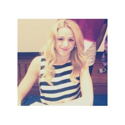 lukasiakflowery's profile picture. some superheroes wear capes mine wears a crop top and booty shorts.♡