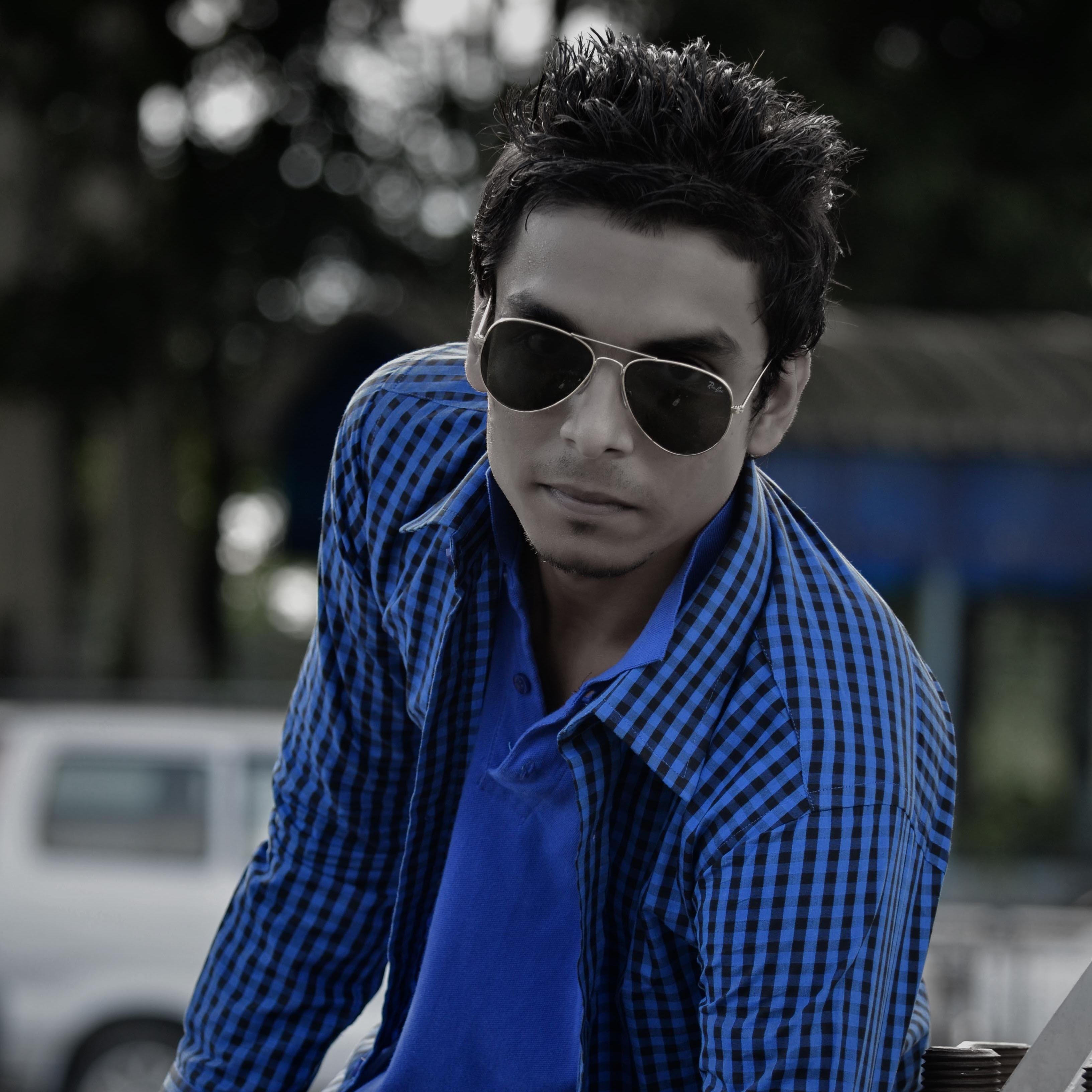 i m honest boy,,loving money & survive money &
love.......