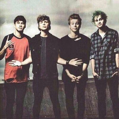 Writing imagines about 4 aussies :)