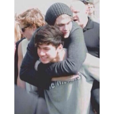 Hii this is a free follow from @marveIcth love youuu