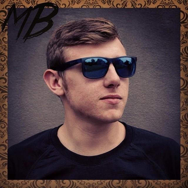 ✙MellowBeats✙
Belgium (Trap,EDM) Producer.
Dedicated to make Noise and Beats