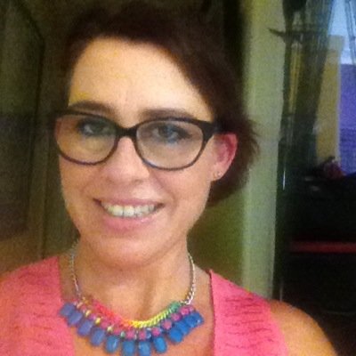 Lizannejones's profile picture. Blogger, Jewellery designer and small business owner at Lizzy-Annes Cleaning, lover of all things handmade, art, business. http://t.co/qFcttvbw2a