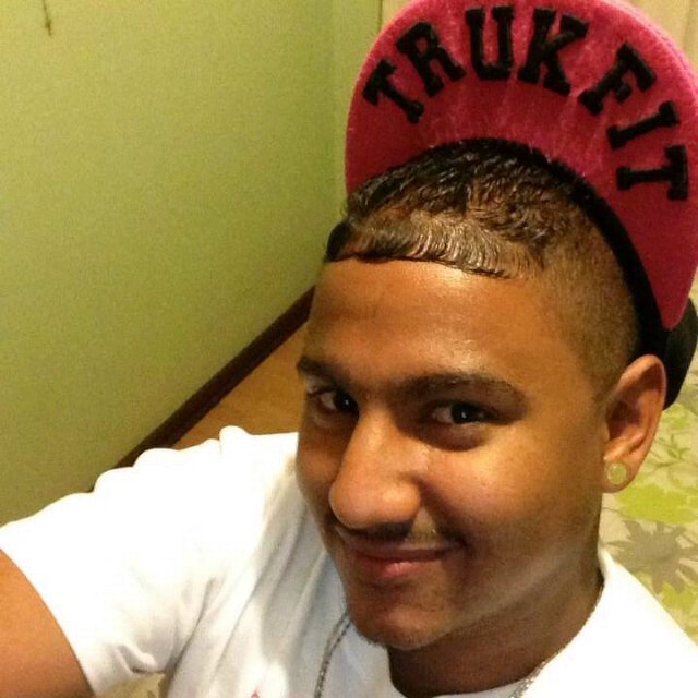 Love cooking learning too bake. Love seeing ladies smile, lol hate seeing a broken hearted girl. Normally home.  Can be nawty but know my limits I am me