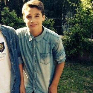 edgar_braga1's profile picture. adoro jogar futebol/ sporting/ 14/meio loiro/adoro a sandryni/                            segue-me e eu sigo de volta