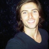 diee_fernandez's profile picture. Periodista (UBA)
Hincha de River
Nacido en el mejor lugar del mundo Río Cuarto. Cba.
Banda XXI